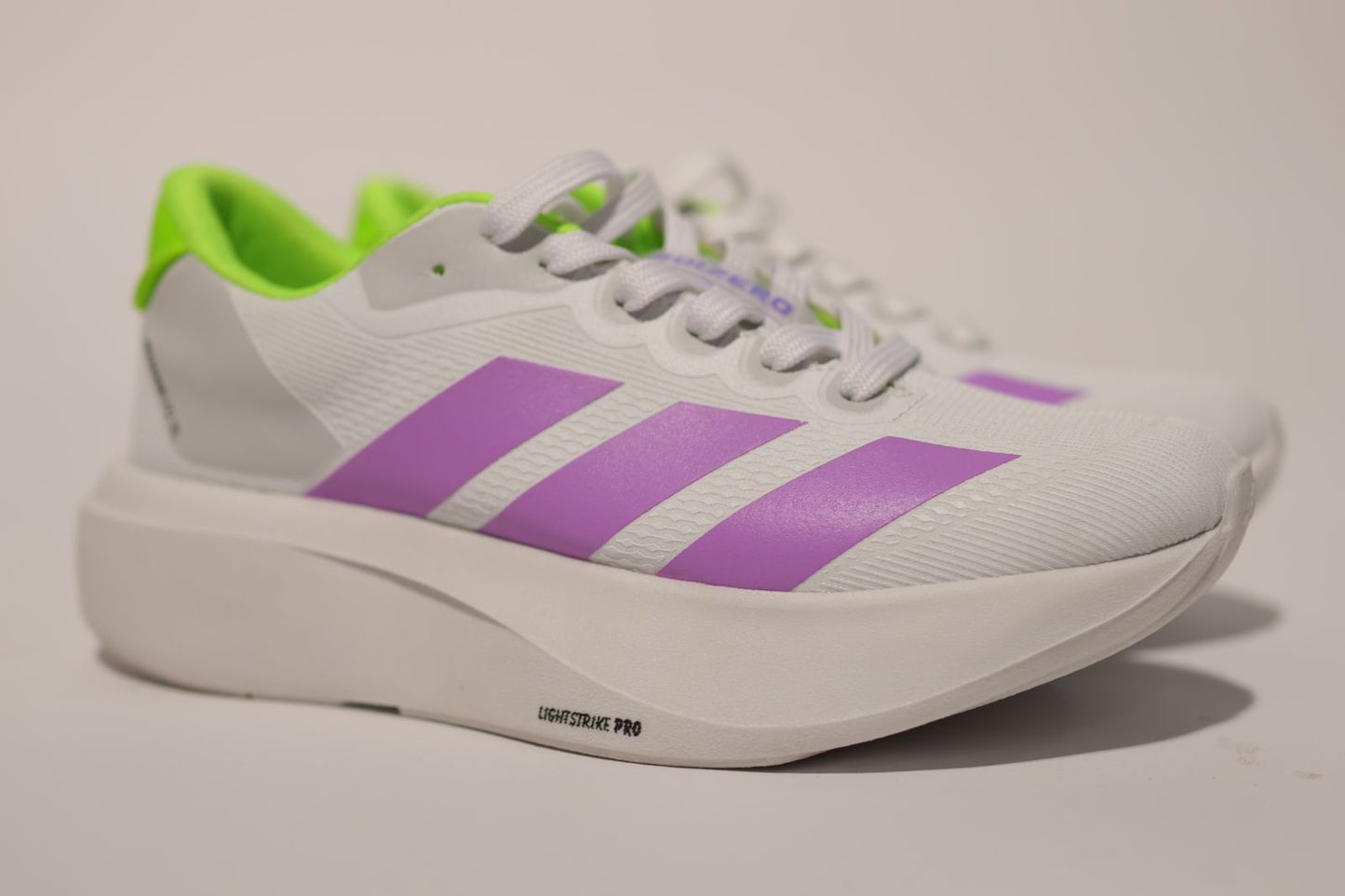 ADIZERO WHITE & NEON DAMA⚡(Para la mujer que no se detiene✨)