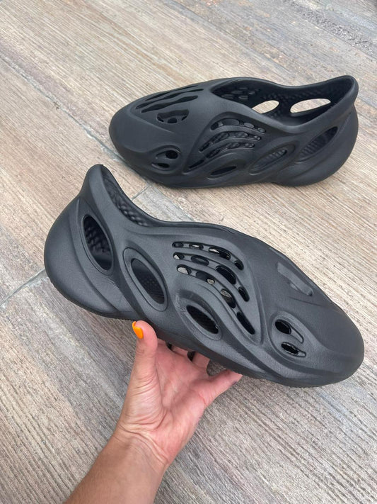 ADIDAS YEEZY FOAM™🔥