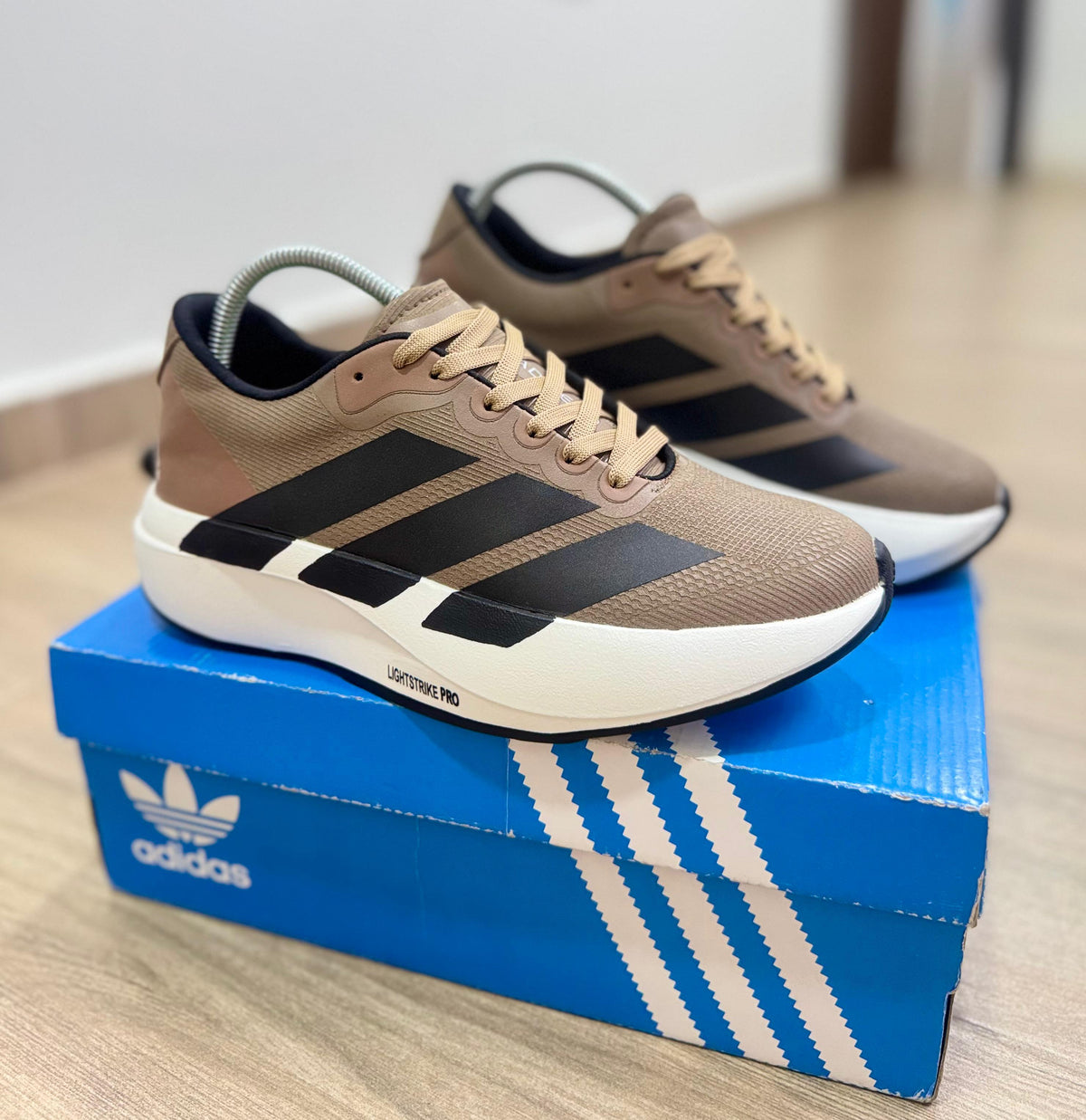 ADIZERO caballero ¡DESATA TU VELOCIDAD SIN LÍMITES! ⚡