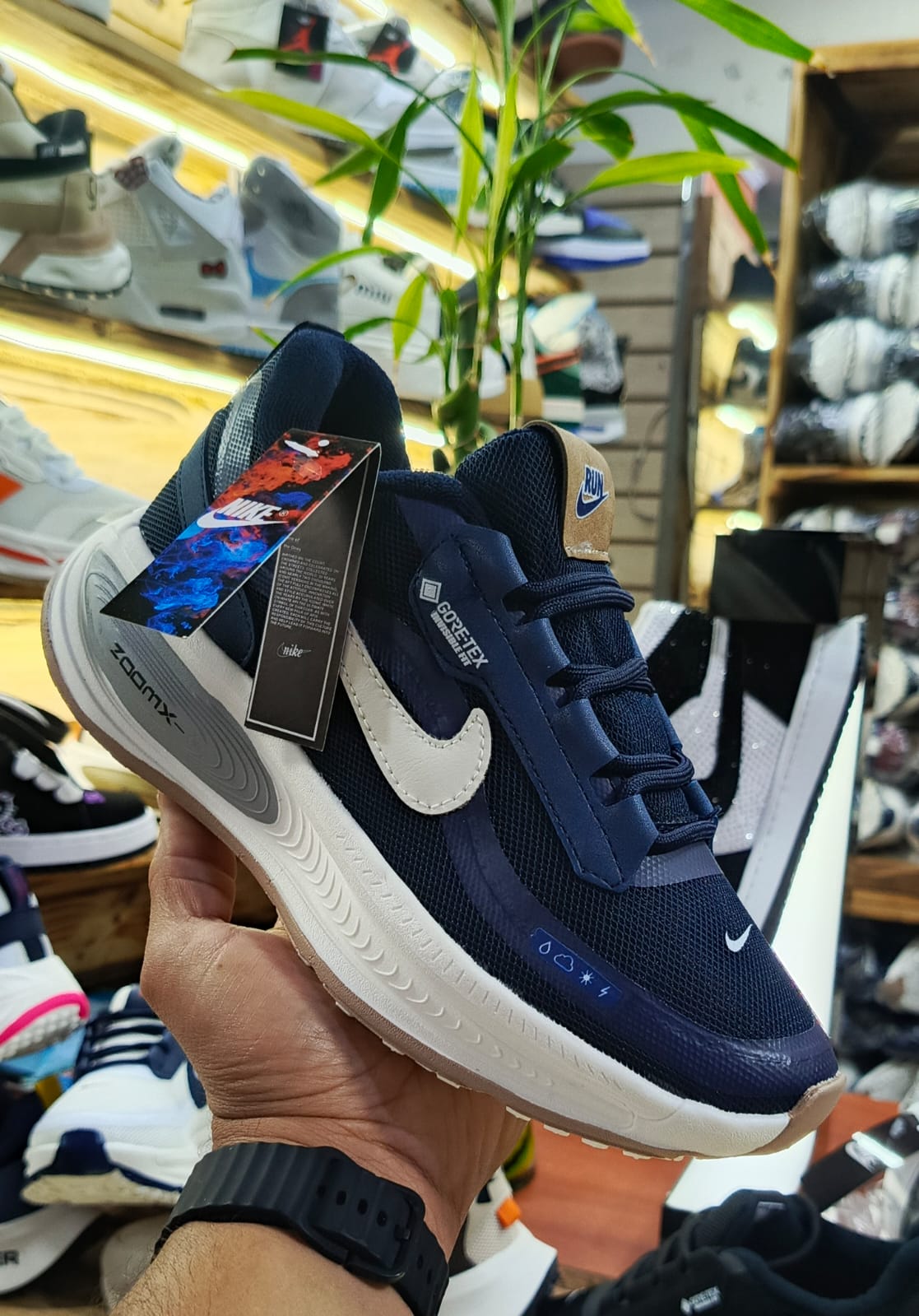NIKE ZOOM X MÁXIMA ENERGÍA. VELOCIDAD SIN LÍMITES.⚡