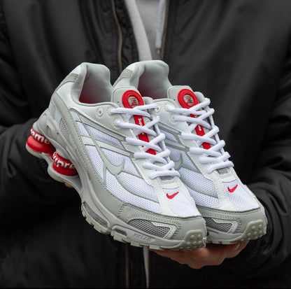 NIKE SHOX R4 X🚀 ESTILO SUPREME SIN LÍMITES 🔥 (Ultimas unidades!)