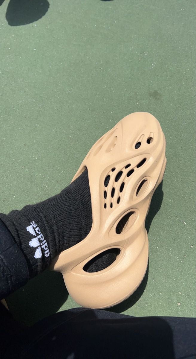 ADIDAS YEEZY FOAM™🔥
