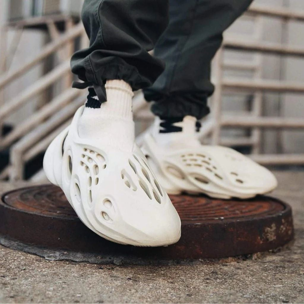 ADIDAS YEEZY FOAM™🔥