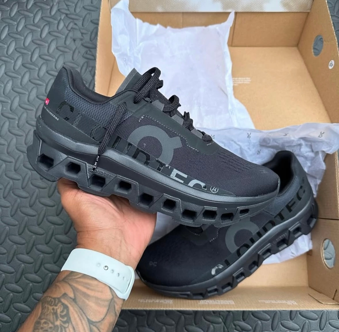 ON RUNNING CLOUD MONSTER🔥Y12🤯