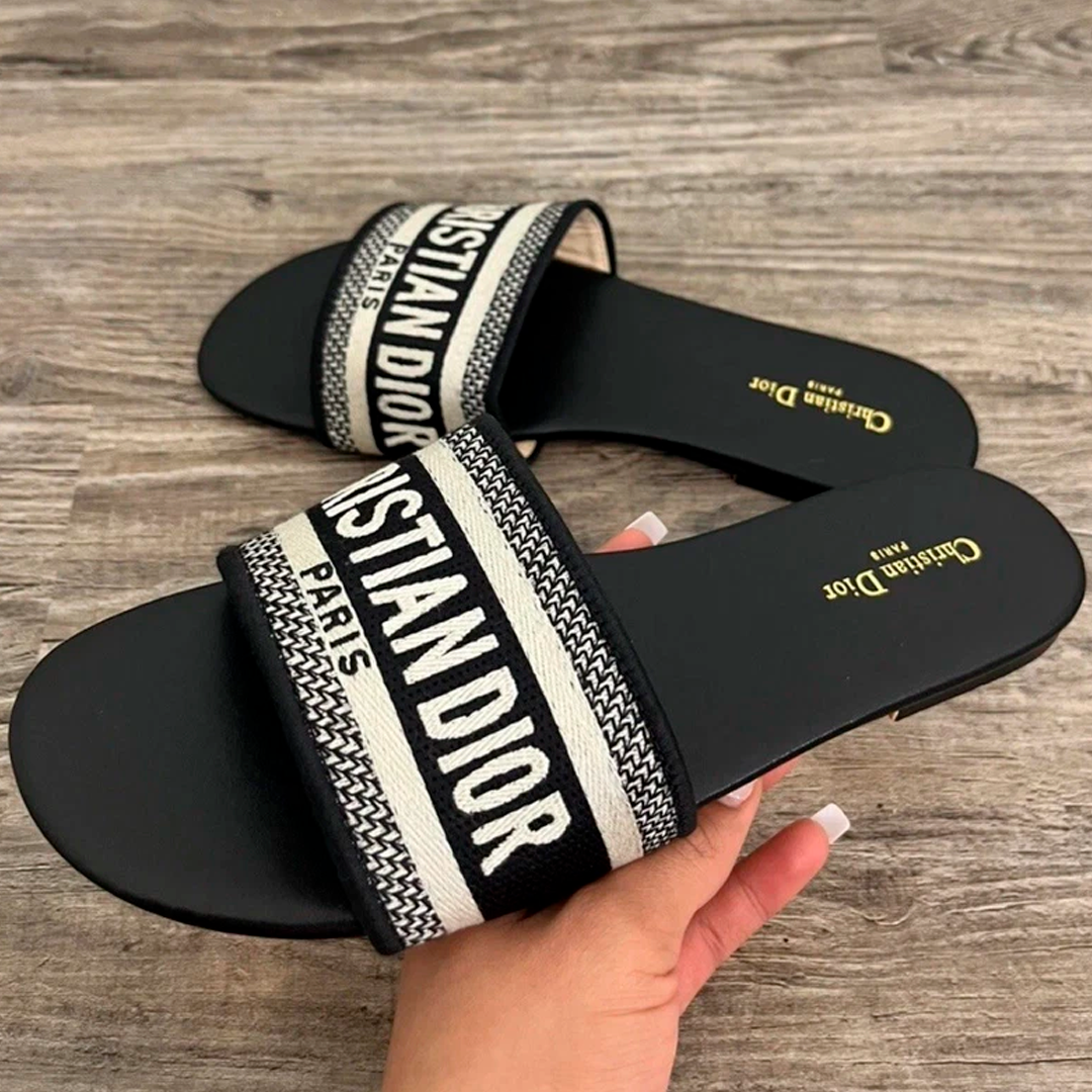 PASOS DE LUJO: SANDALIA DIOR❤️(Ultimas Unidades)