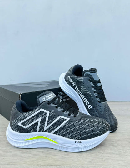 NEW BALANCE FUELCELL V2🔥(Running)
