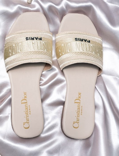 PASOS DE LUJO: SANDALIA DIOR❤️(Ultimas Unidades)