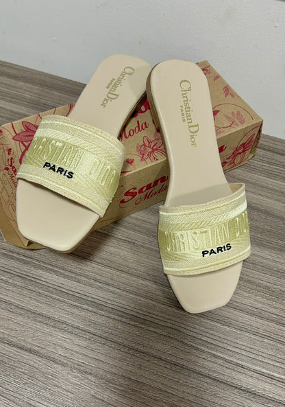 PASOS DE LUJO: SANDALIA DIOR❤️(Ultimas Unidades)