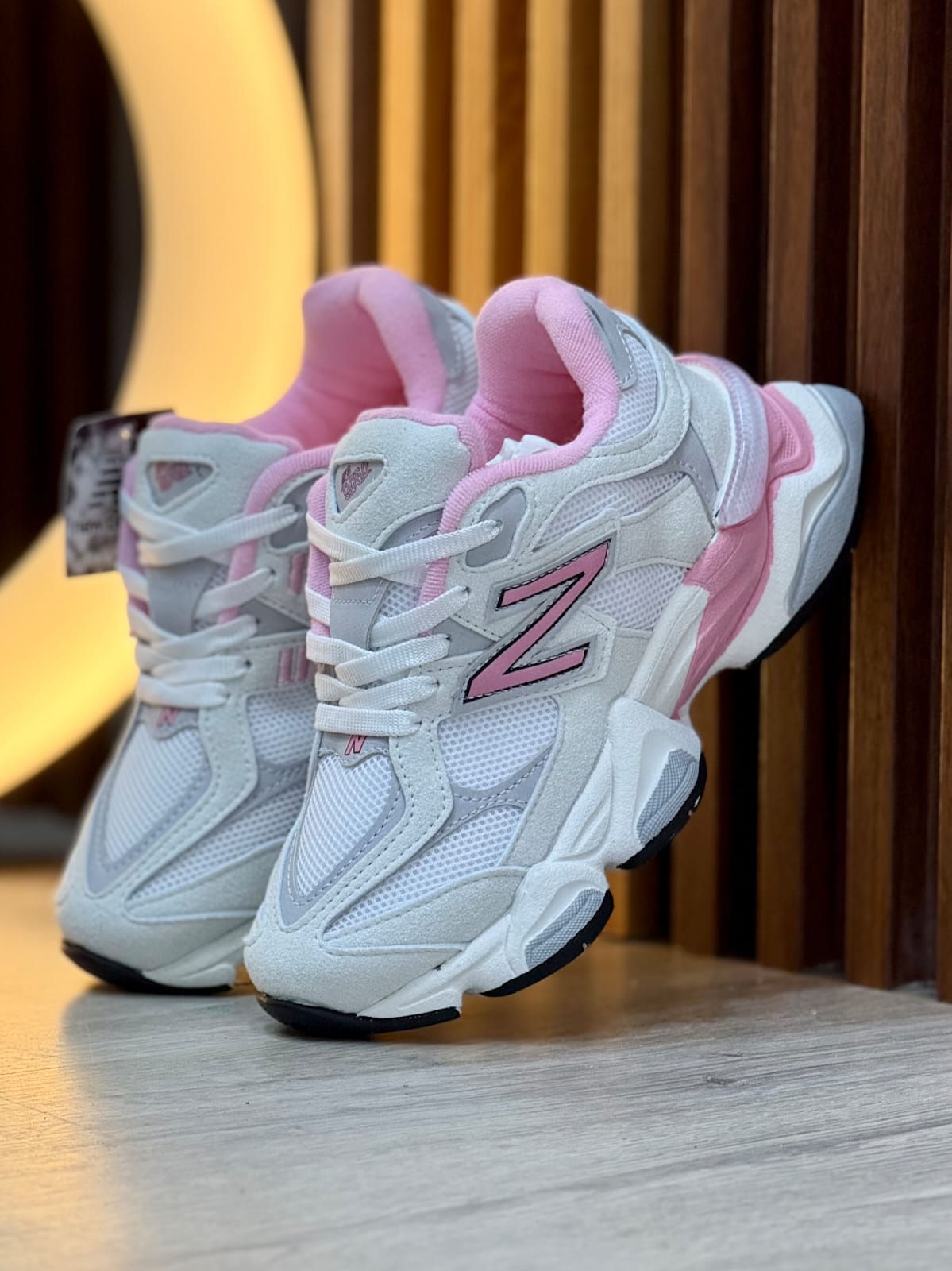 NEW BALANCE 9060: EL FUTURO DEL STREETWEAR EN TUS PIES 👟🔥